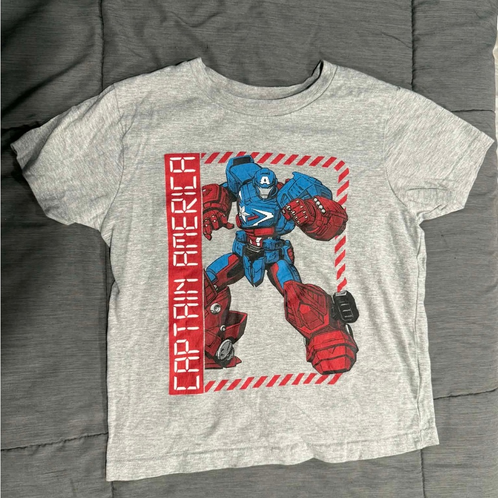 Boys Marvel Avengers Mechastrike Captain America Gray T-Shirt
